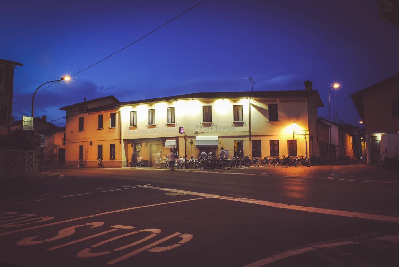 Locanda Del Sole Mozzanica Bagian luar foto